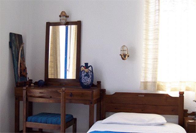 Helios Hotel Agia Marina  Camera foto