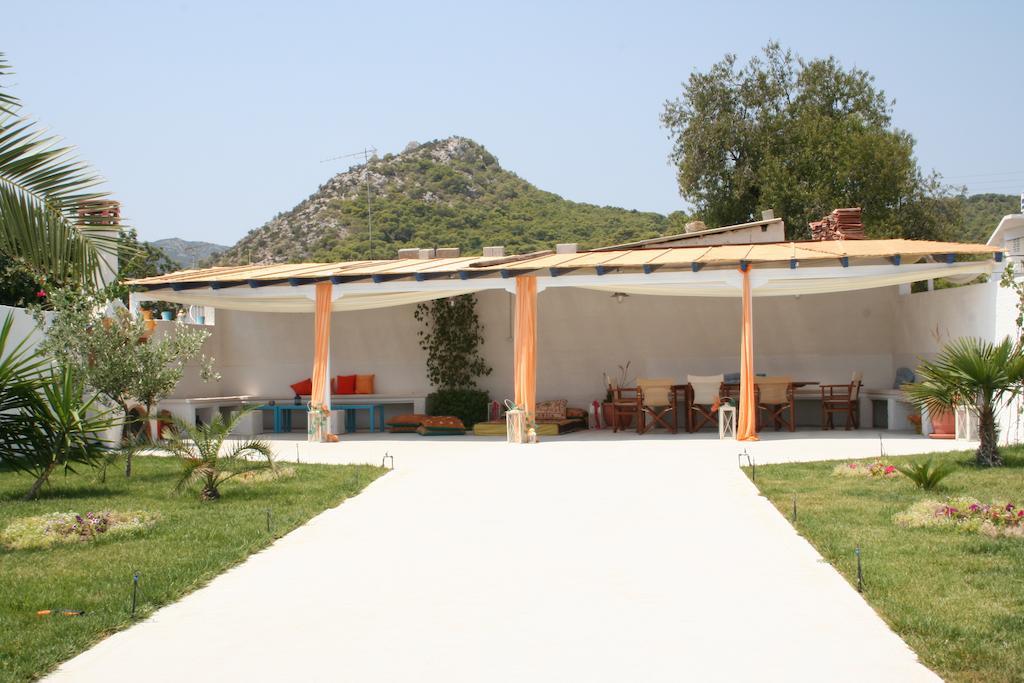 Helios Hotel Agia Marina  Esterno foto